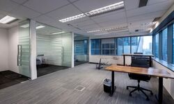 Oue Downtown (D1), Office #552725641